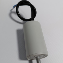 Condensateur permanent 8µf sortie câble souple tension 450V Maximum